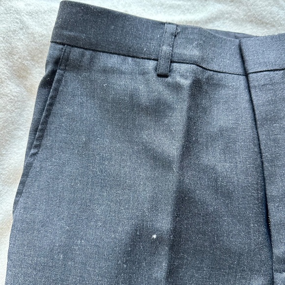 Bespoke charcoal gray suit from Lord's Tailor Hong Kong (38S) - Picture 10 of 11